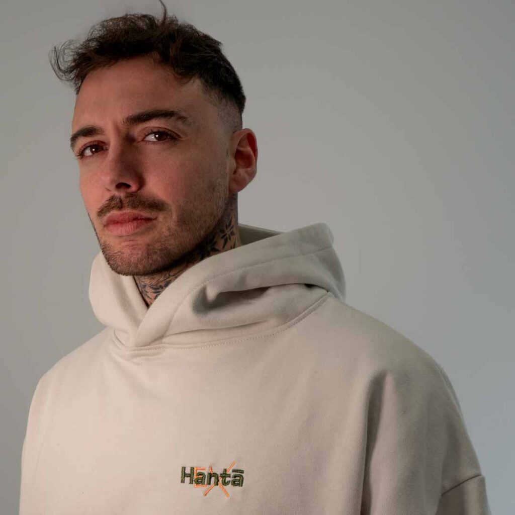 portada-hanta-hombre-sudadera-blanco-roto--1080-x-1080---tienda